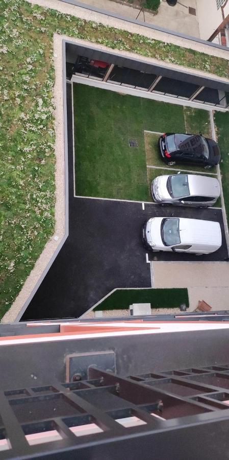 Neoresid Paris-Gagny エクステリア 写真